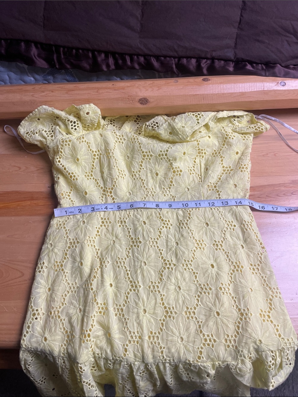 Lulus Biscay Yellow Ruffled Eyelet Lace Sleeveless Dress Women's L - Picture 11 of 13